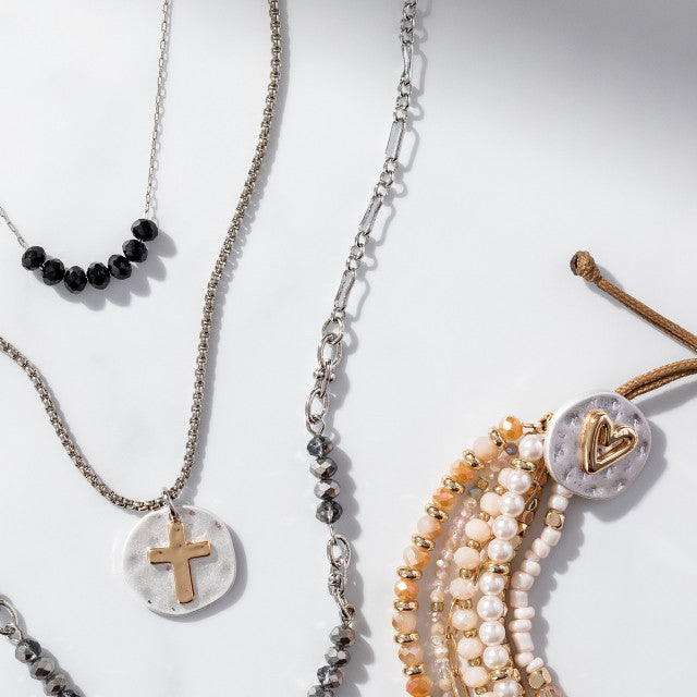 Collar de oración con cuentas