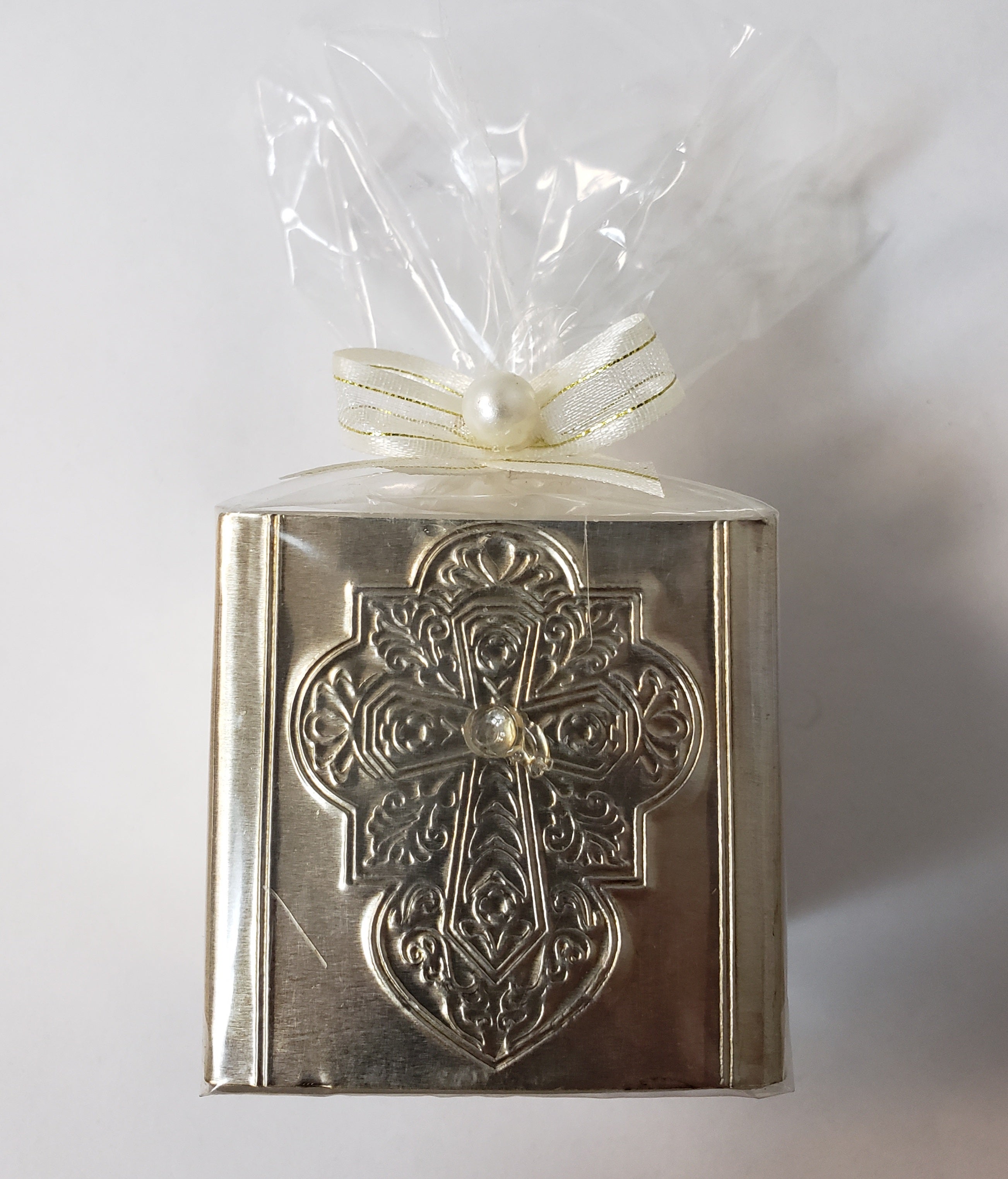 Hand Made Square Candle/Favors / 3 PIECE