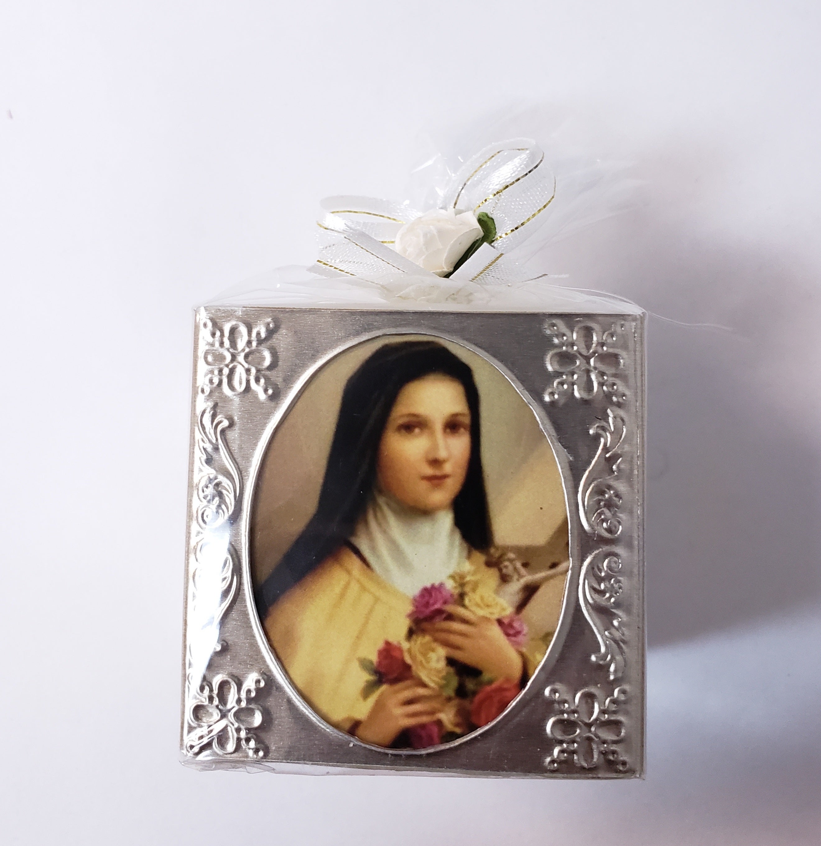 Hand Made Square Candle/Favors / 3 PIECE