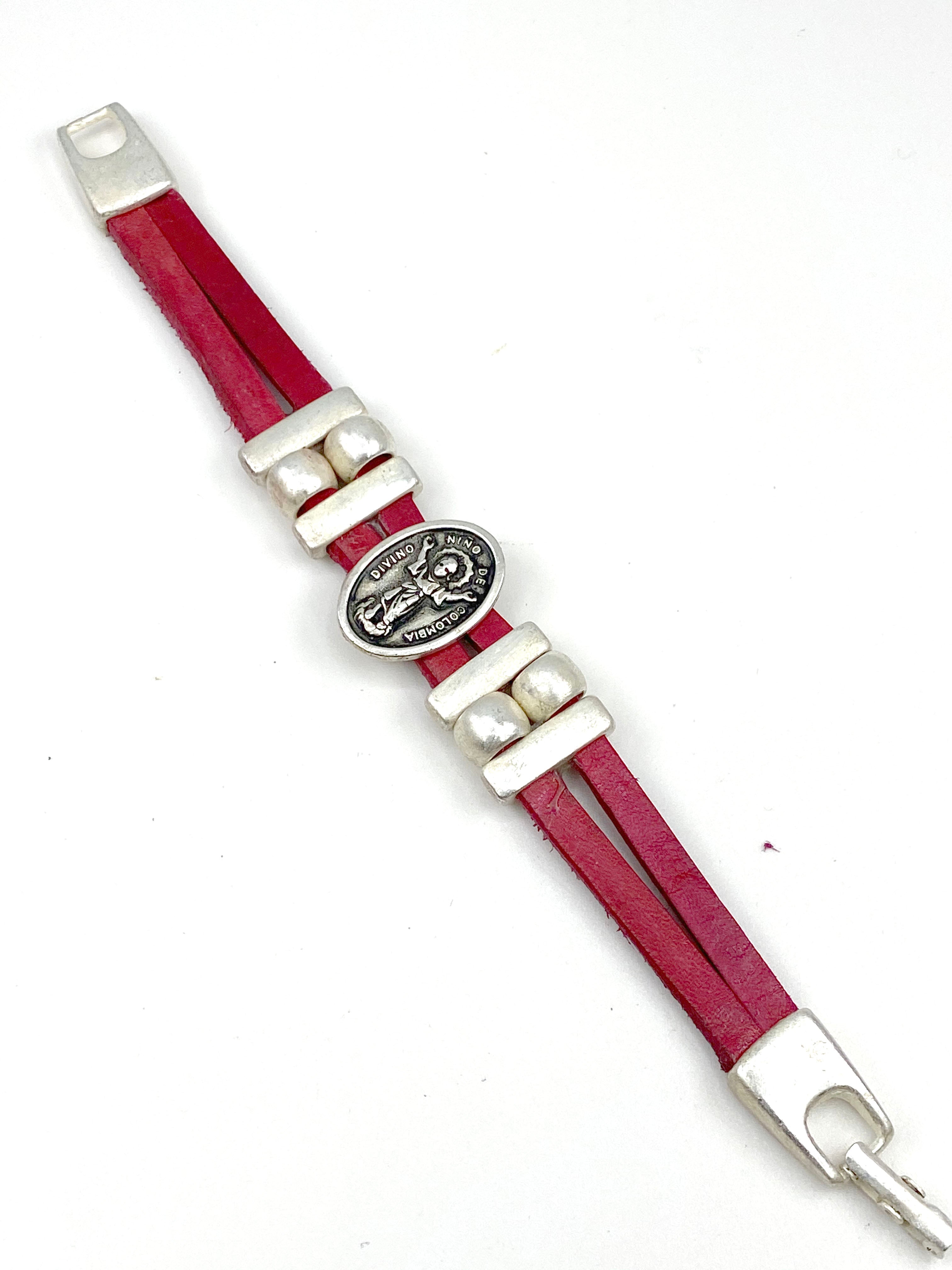 Pulsera Divino Niño Jesús pulsera joyería hecha a mano con tiras de Cuero Genuino Doble de Graciela's Collection