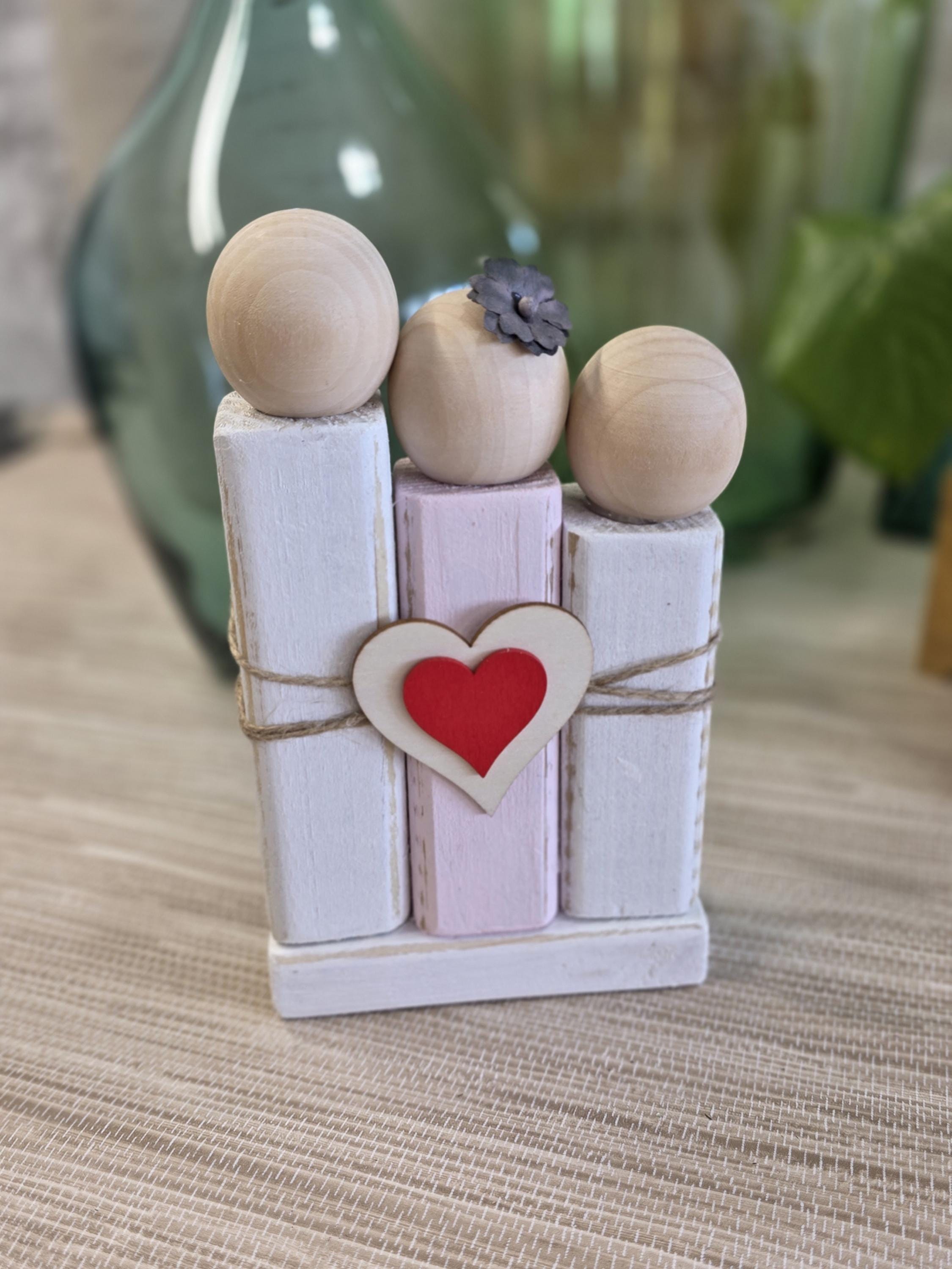 Valentine's People Wooden Blocks - Family of three Ref. 007