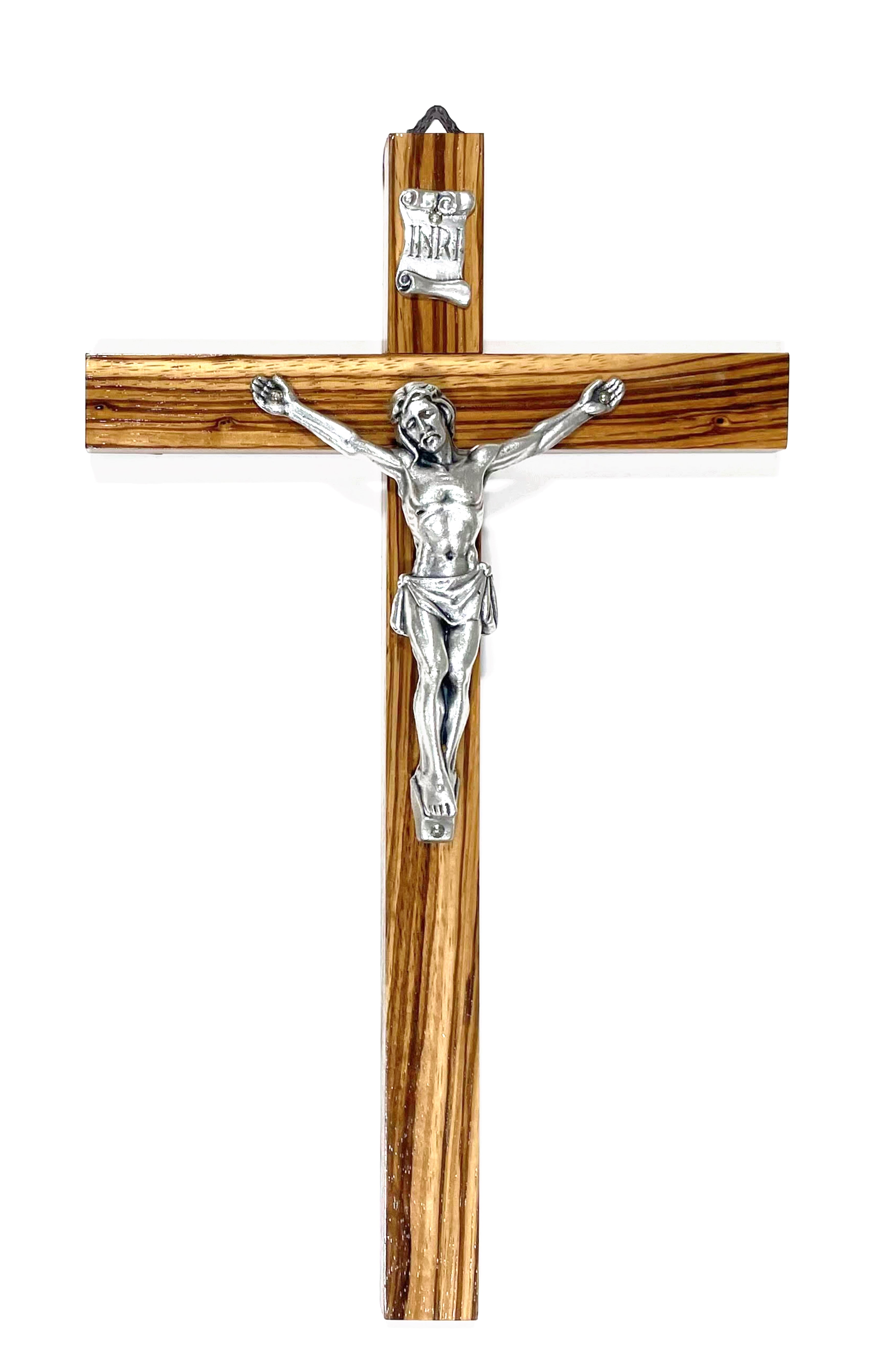 Crucifijo rústico de madera con cuerpo de metal plateado.