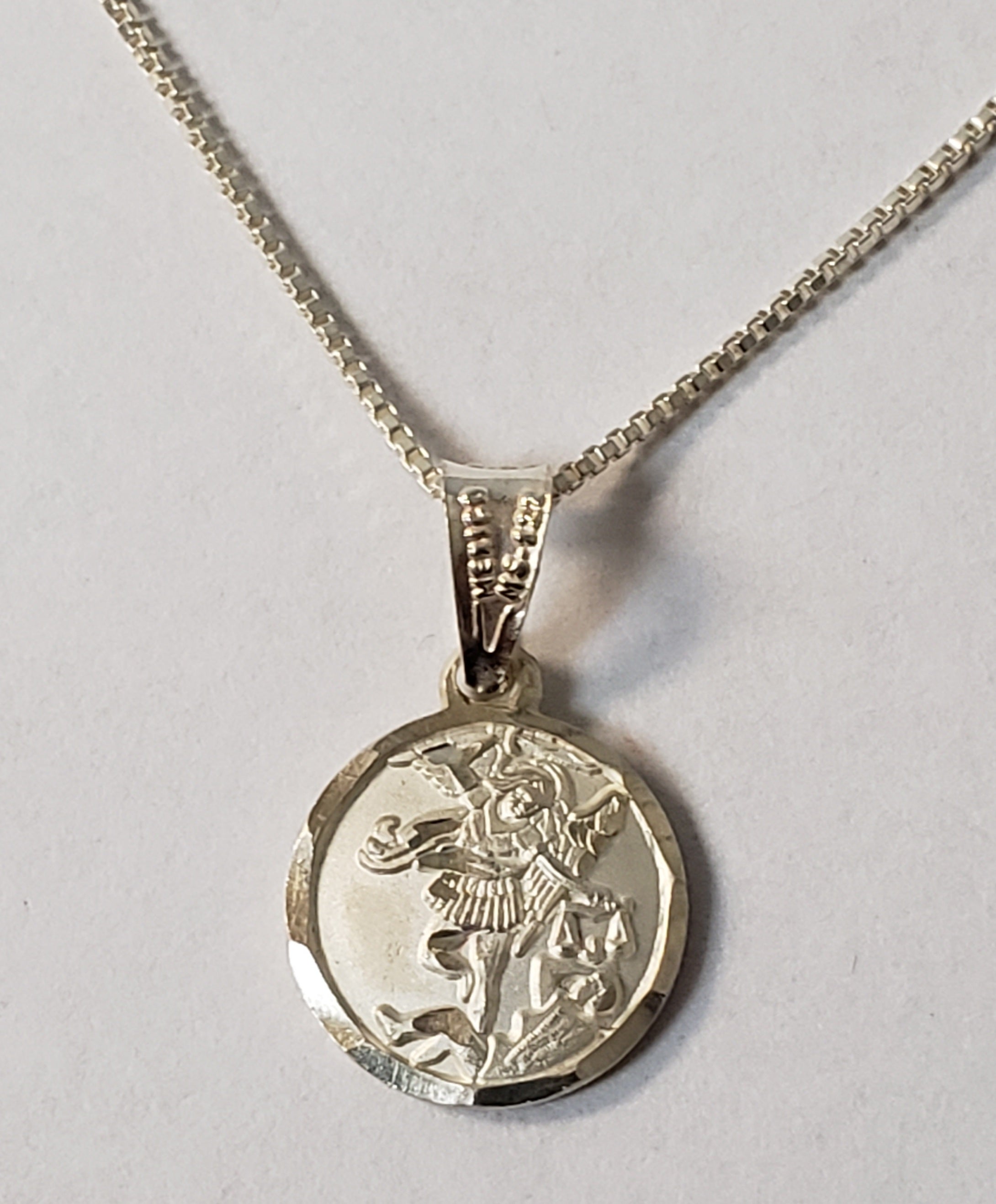 Collar Medalla Plata San Miguel Arcángel