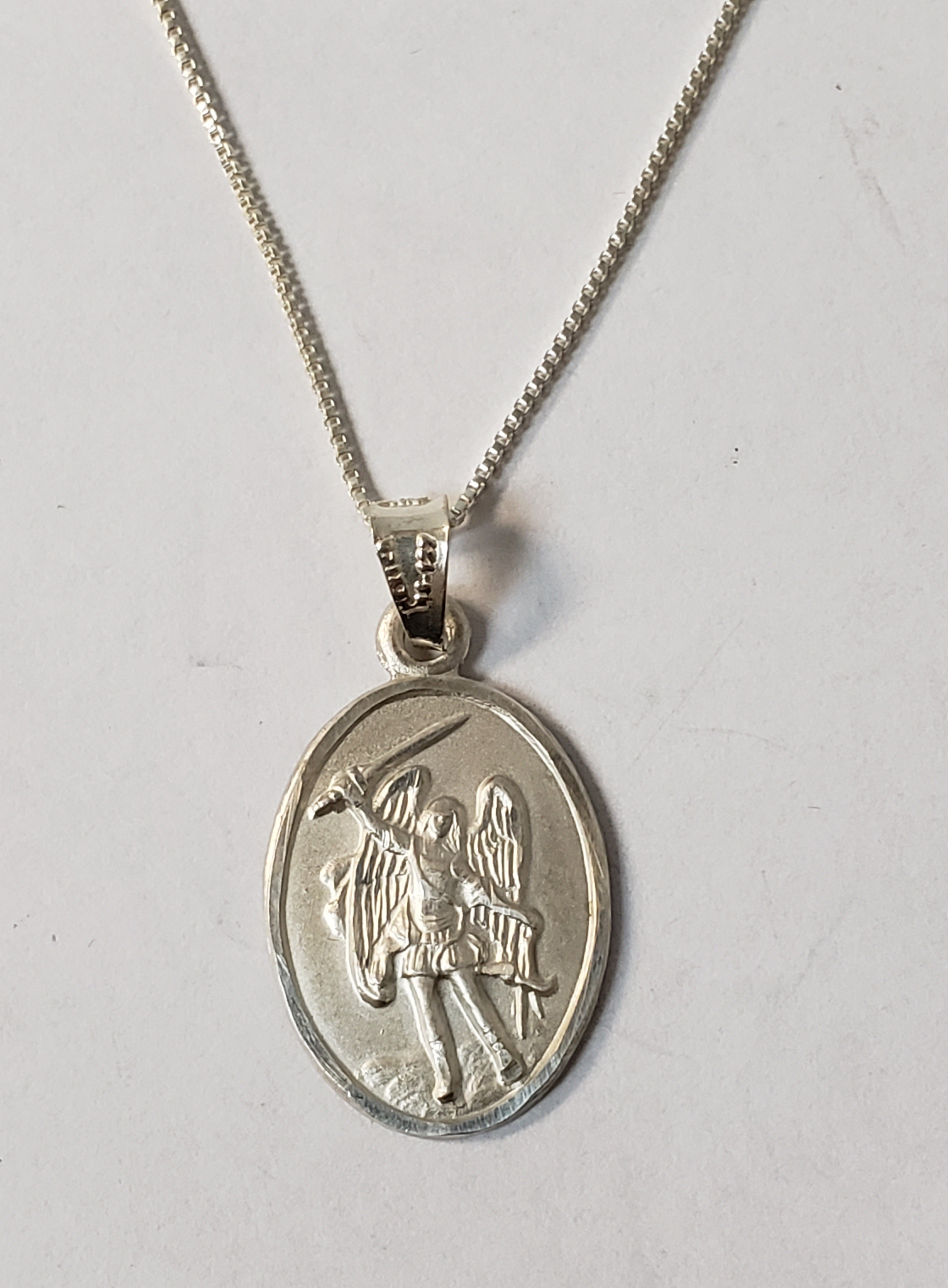 Collar Medalla Plata San Miguel Arcángel