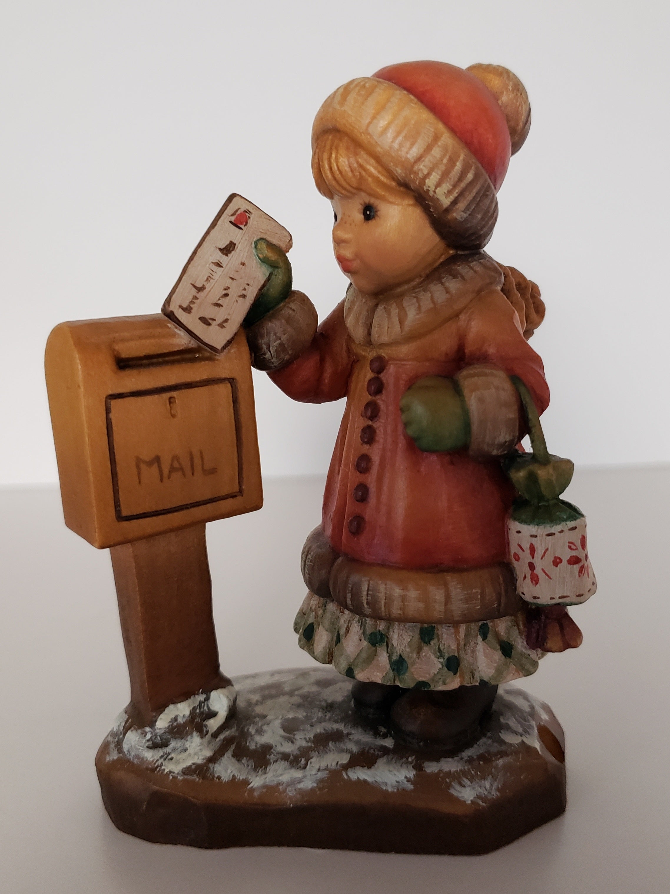 Anri The Sara Kay Collection. Wood Carved Figurines - Made in Italy.