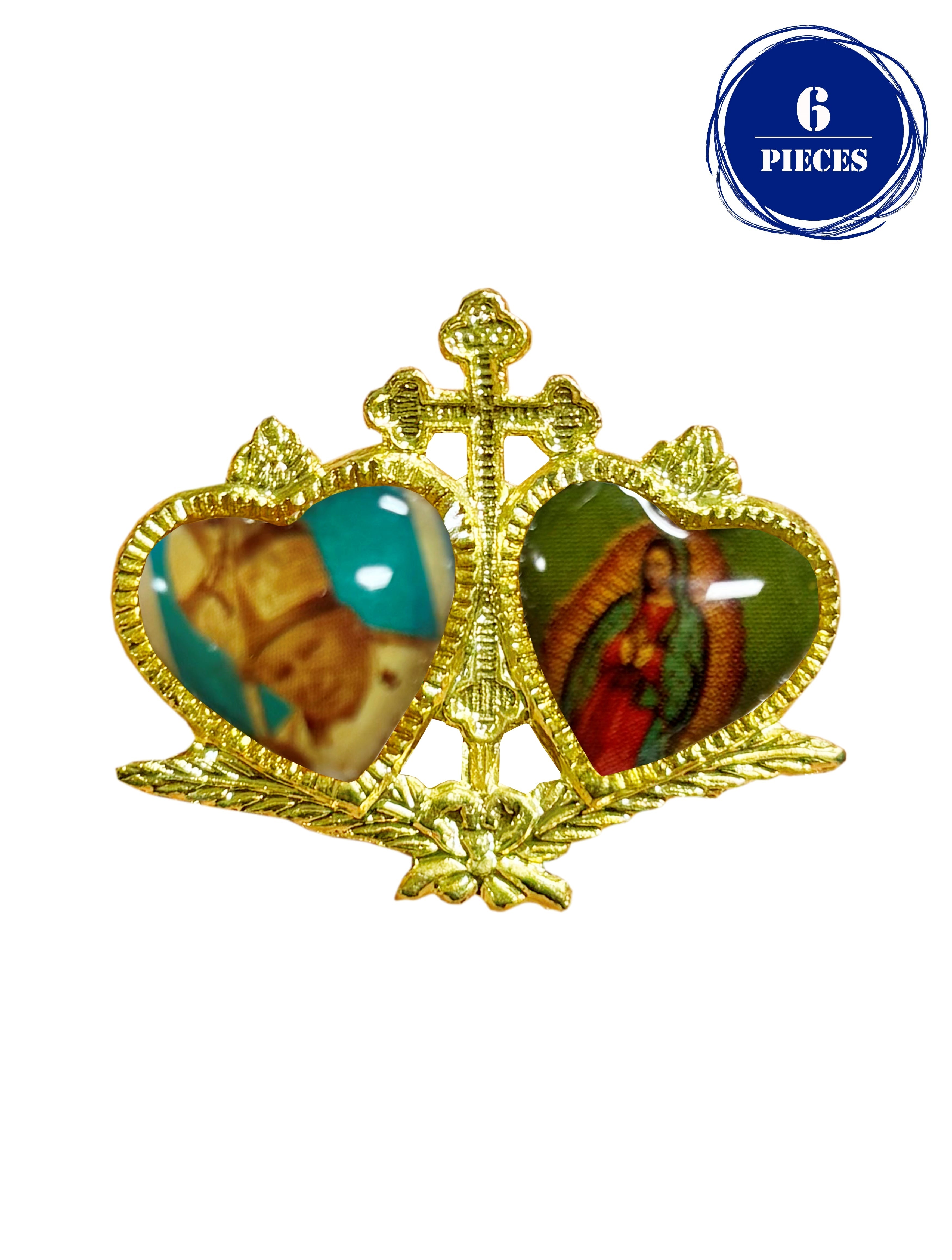 Pin de solapa católico dorado con dos corazones