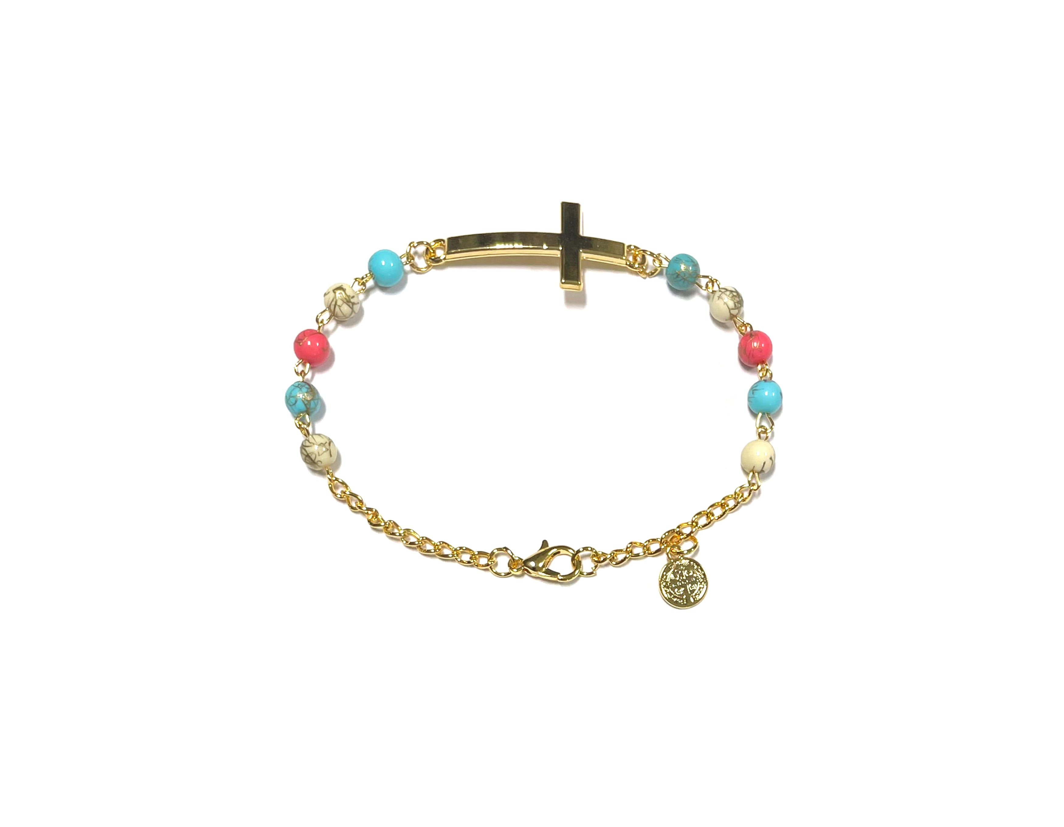 Pulsera con cuentas de piedras de colores y cruz dorada