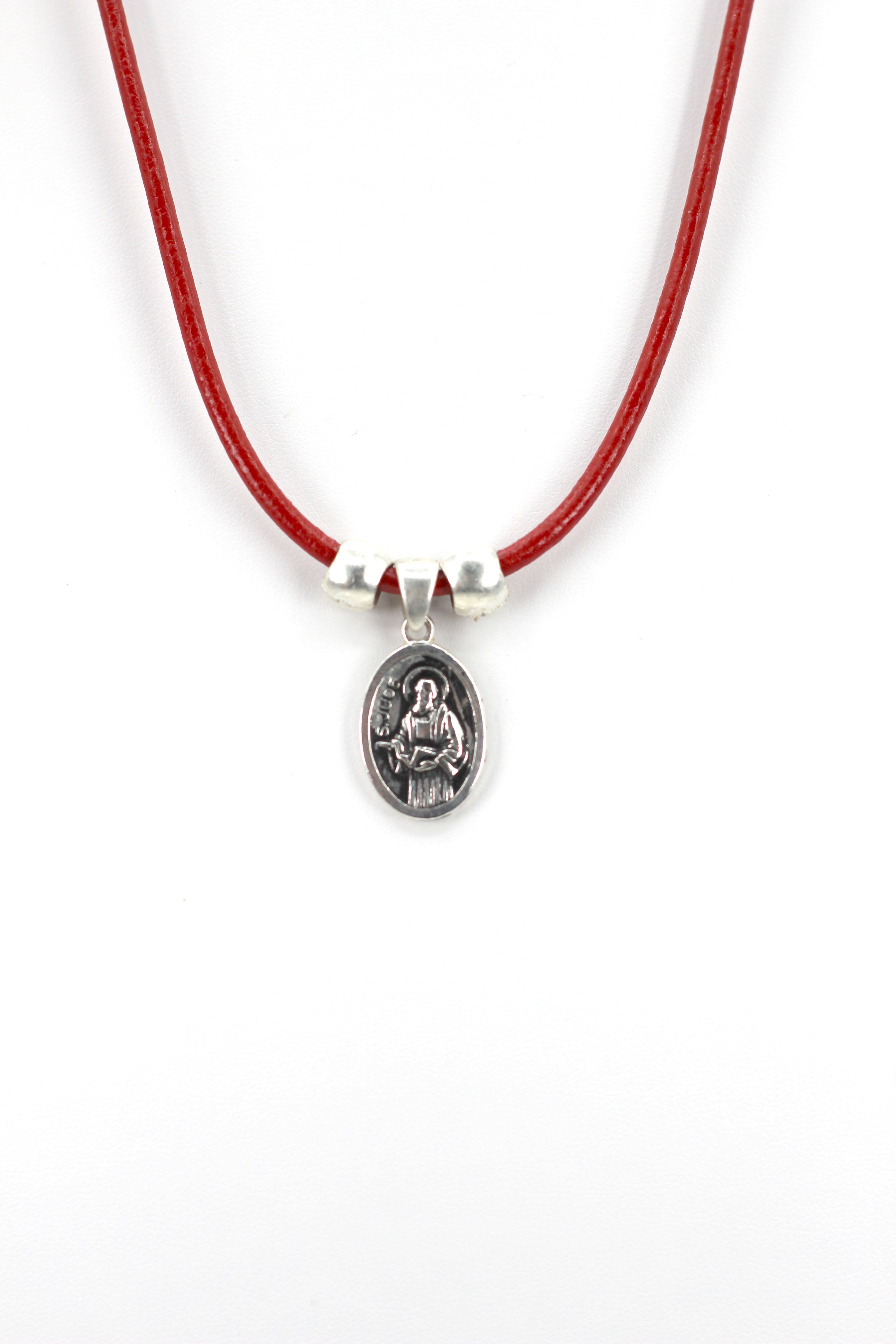 Collar Vintage de San Judas Tadeo Joyería Artesanal con Correa de Cuero Genuino de Graciela's Collection