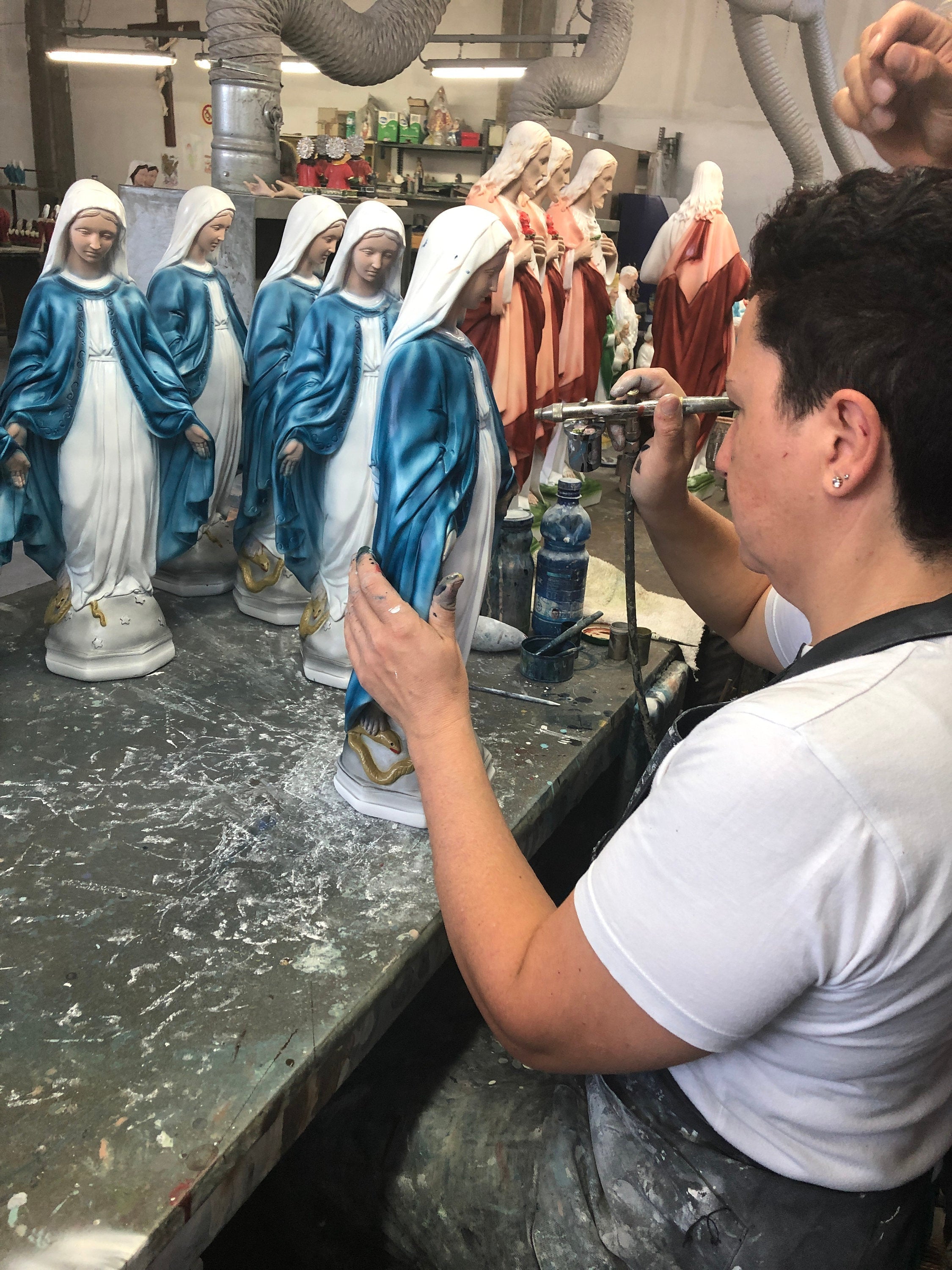 La Tienda de Regalos de Fe Nuestra Señora de las Gracias - María Milagrosa - Pintada a Mano en Italia - Nuestra Colección Toscana - Virgen La Milagrosa