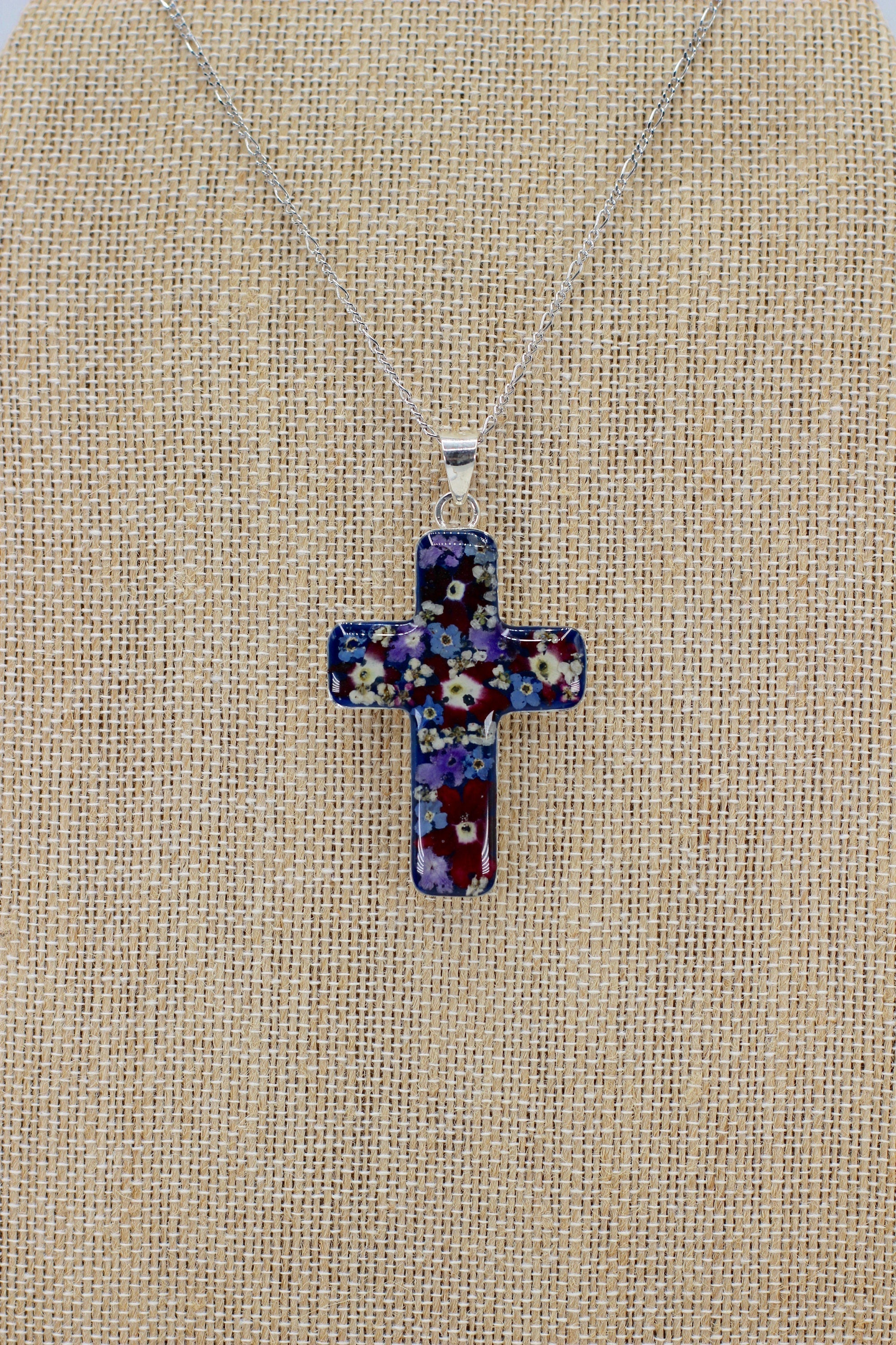 Cruz con Flores Moradas - Colección Guadalupe