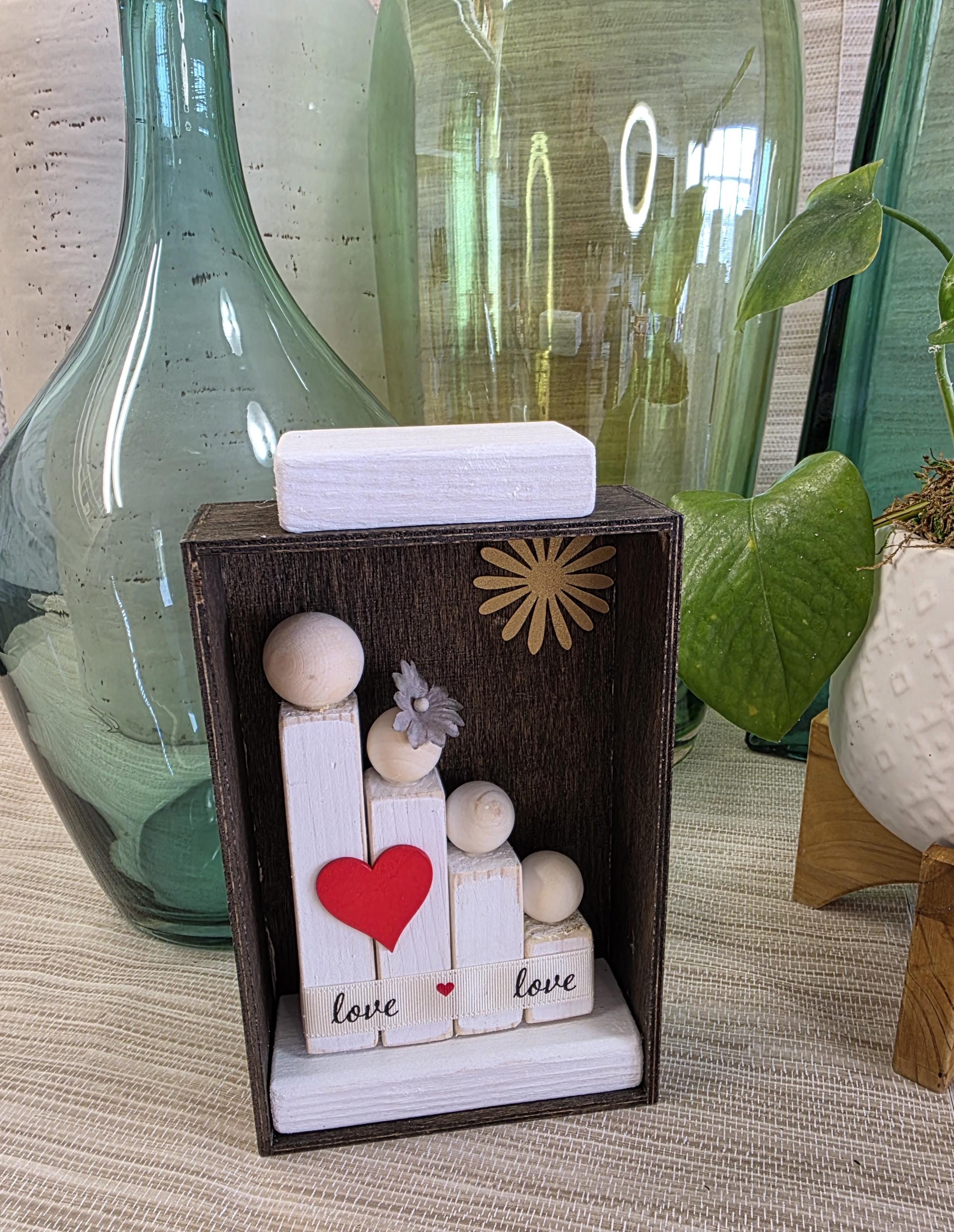 Family Wooden People Blocks - Family in box Set of 4 Ref. 006