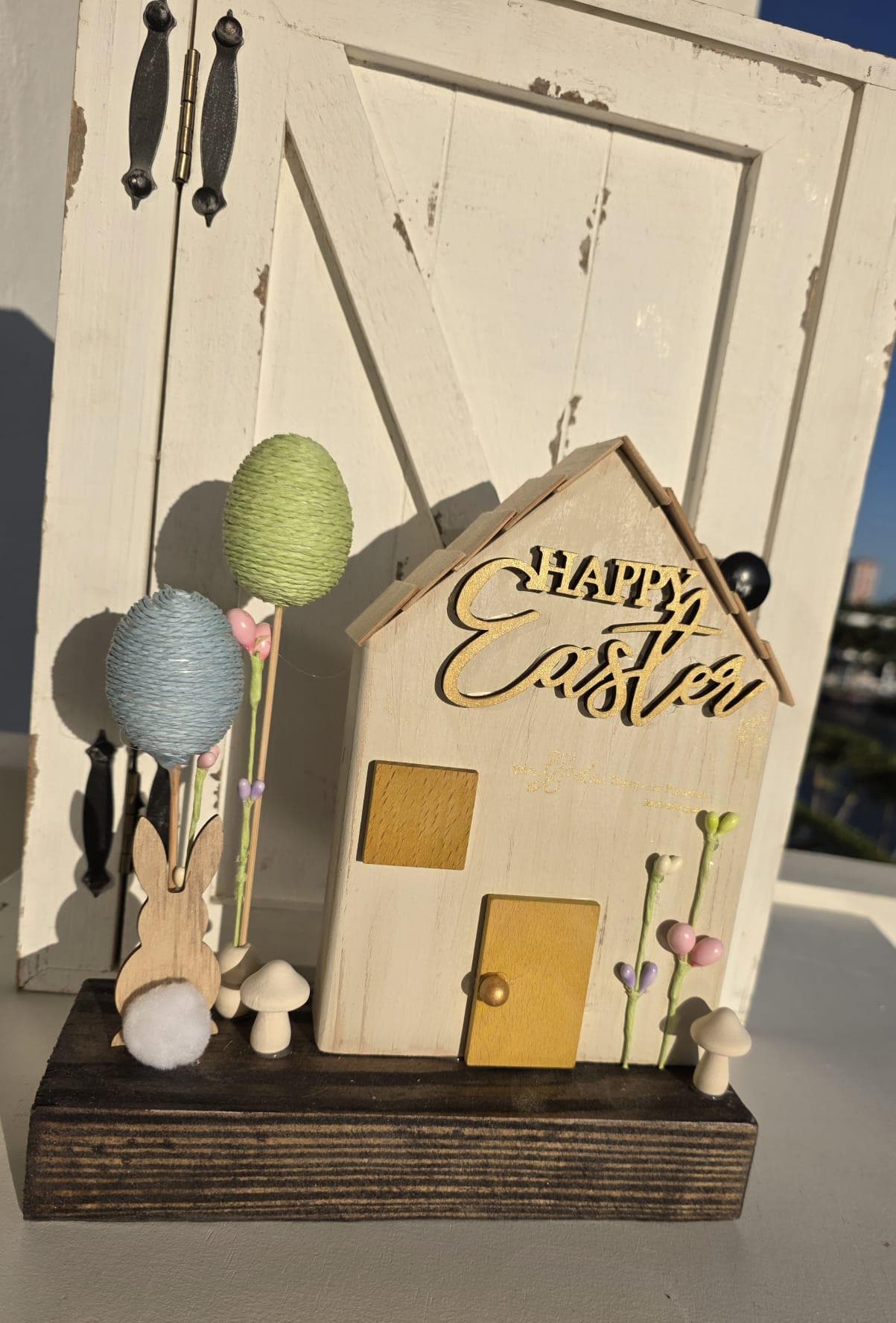 Happy Easter - Bonnies and eggs in House Ref. 013