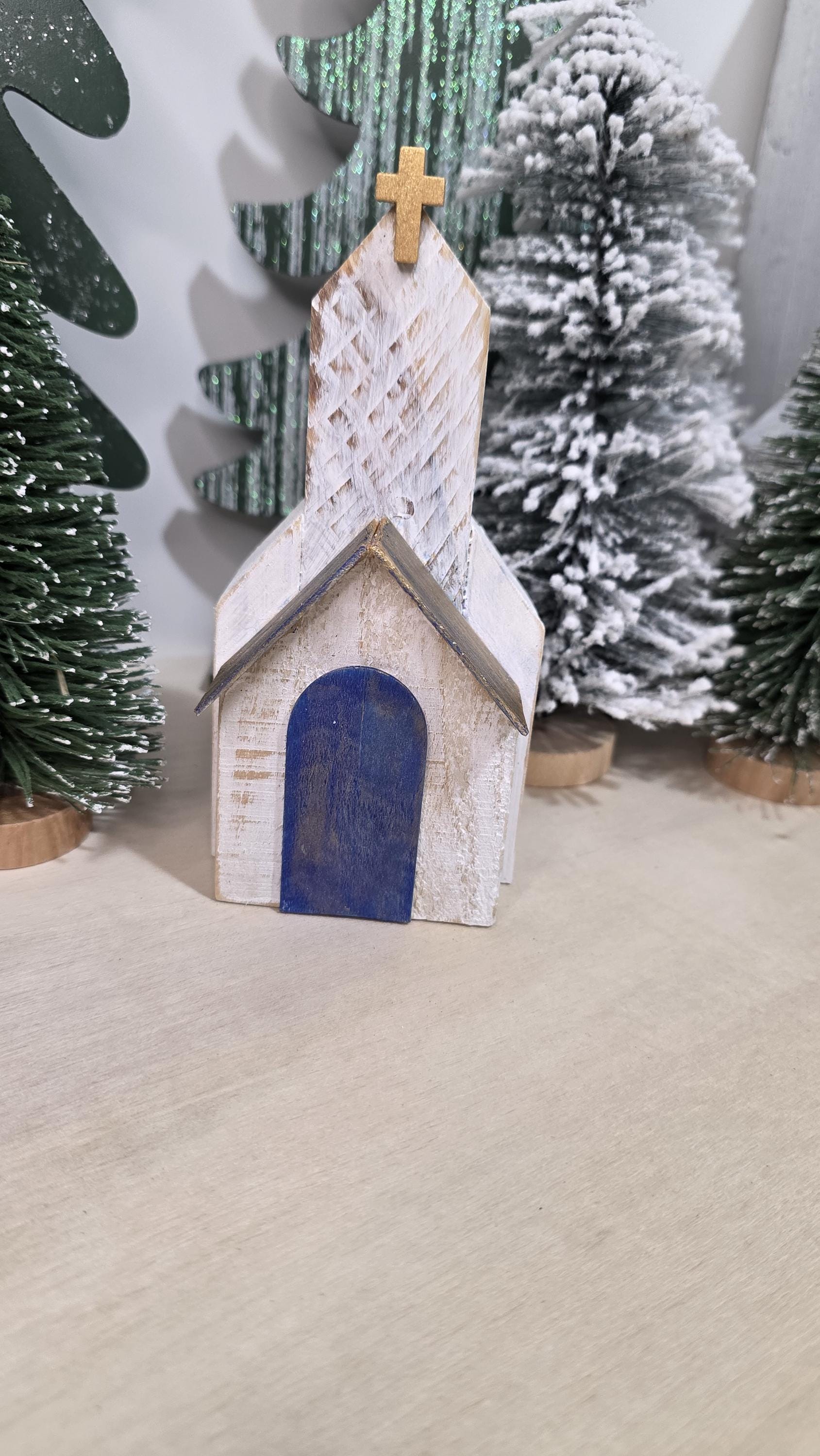 Christmas Church Church with hooks Ref. 010