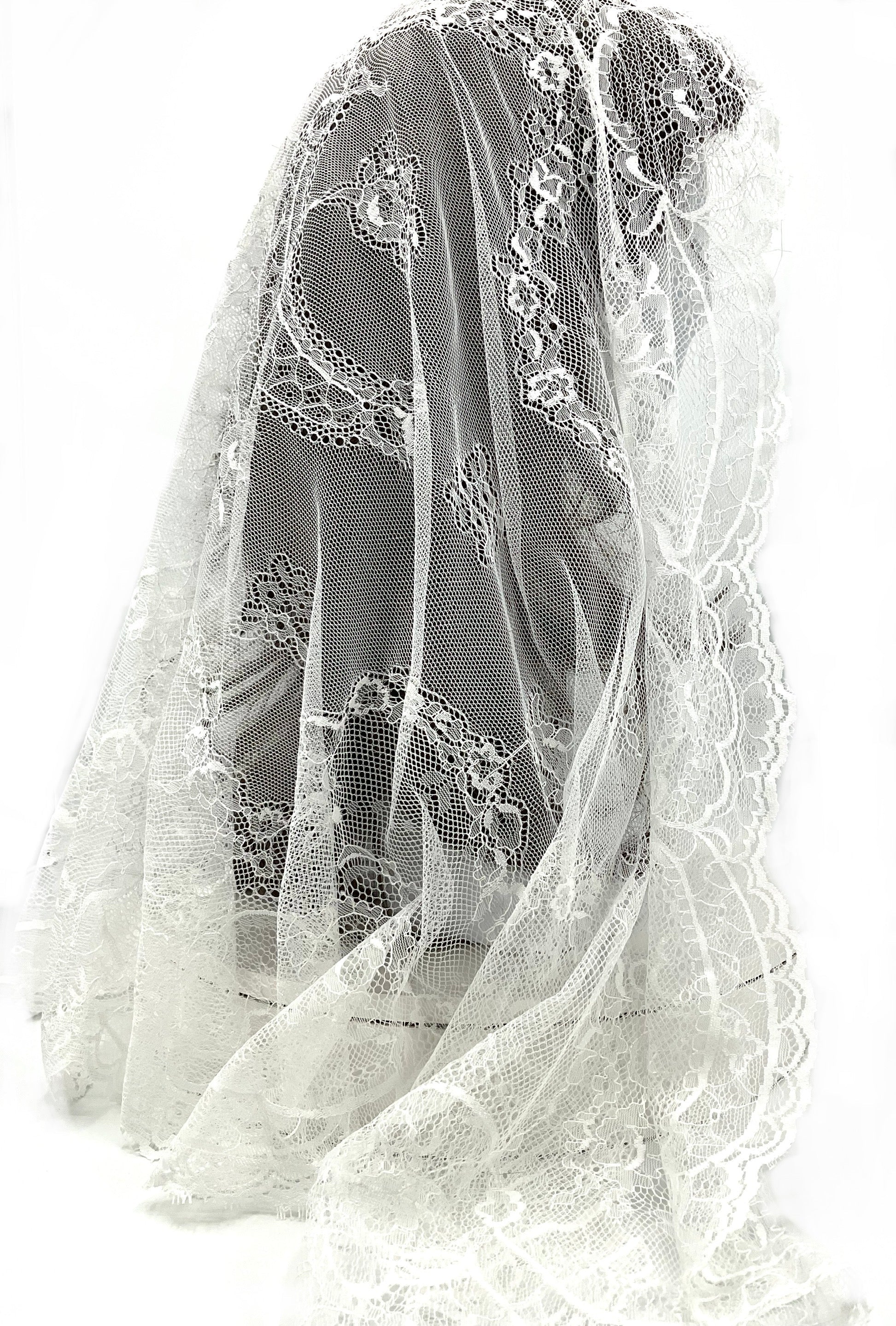 White Spanish  Veil 4' x 2'