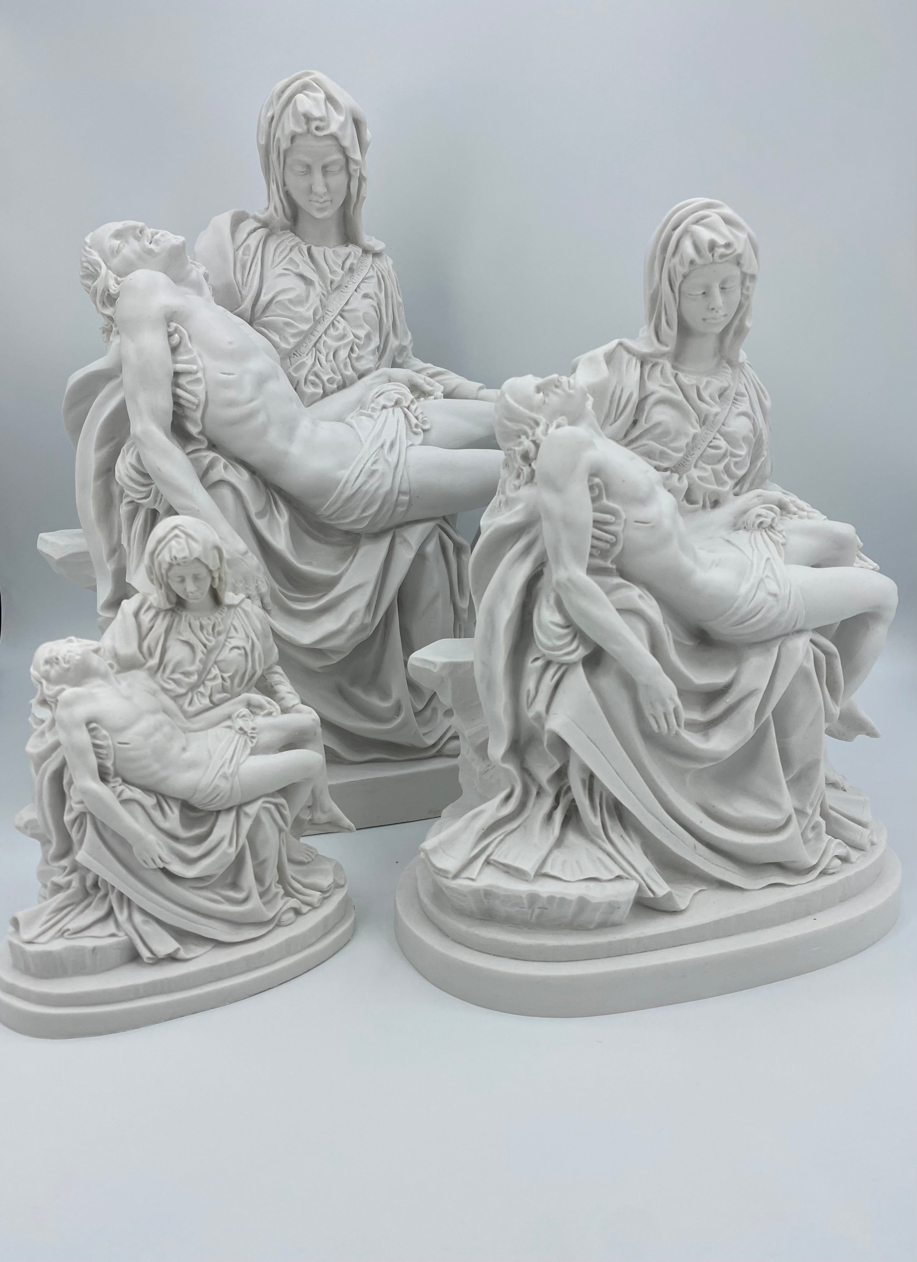 La Pieta White de The Faith Gift Collection / La Piedad