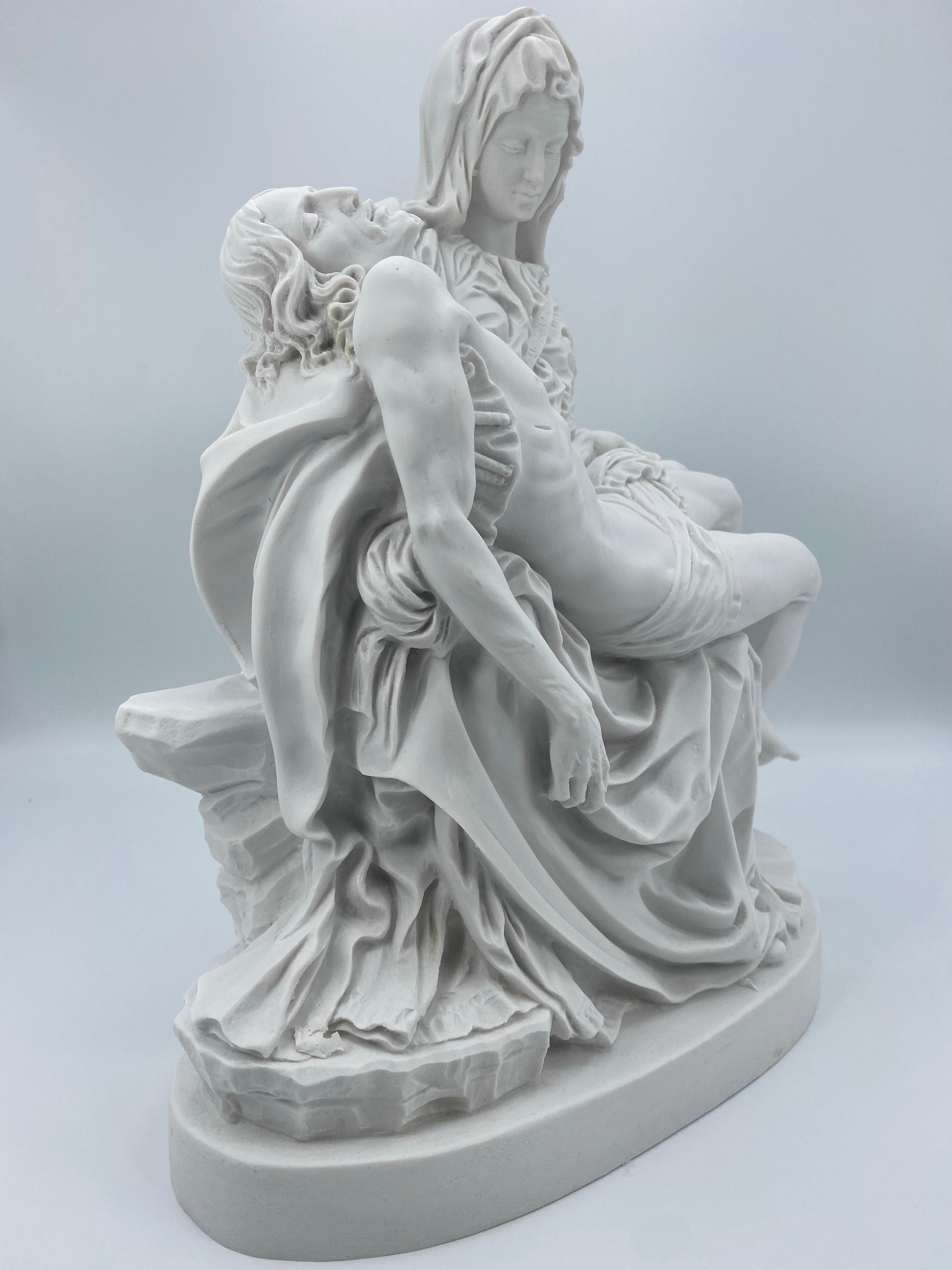 La Pieta White de The Faith Gift Collection / La Piedad